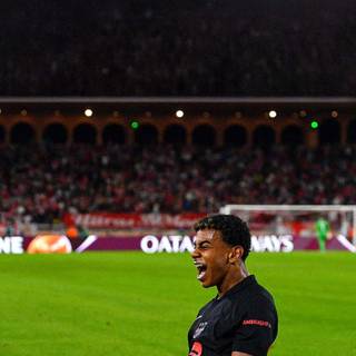 Lamine Yamal 4k phone wallpaper