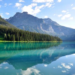 River desktop wallpaper