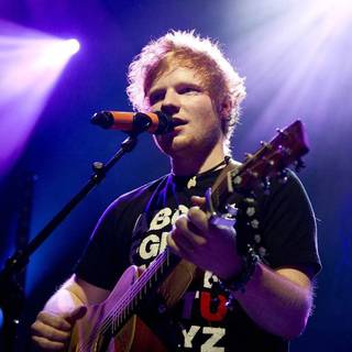 Ed Sheeran desktop wallpaper