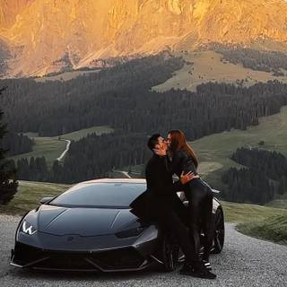 Luxury couple wallpaper