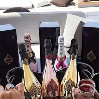 Luxury couple wallpaper