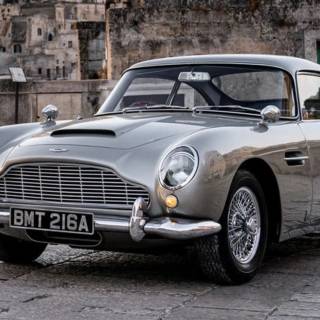Aston Martin James Bond wallpaper