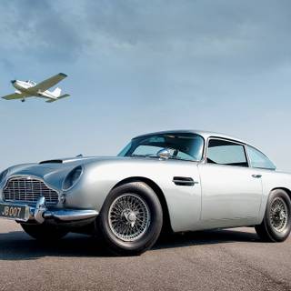 Aston Martin James Bond wallpaper