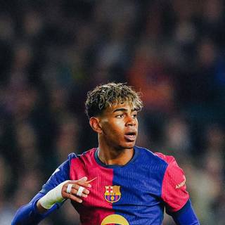 Lamine Yamal 2025 wallpaper