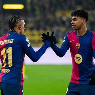 Lamine Yamal 2025 wallpaper