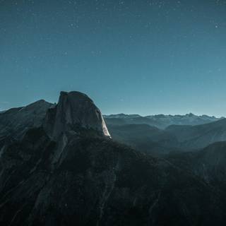 4k black Mac wallpaper