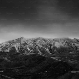 4k black Mac wallpaper