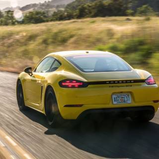 Porsche 718 phone wallpaper