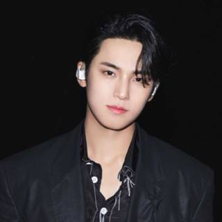 Kim Mingyu desktop wallpaper