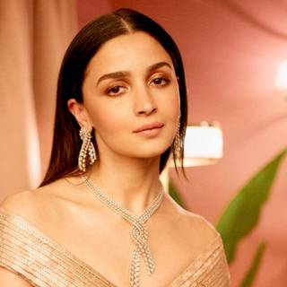 Alia Bhatt desktop wallpaper