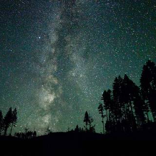 Dark sky desktop wallpaper