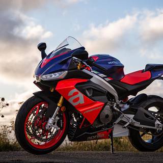 Aprilia RS 660 wallpaper