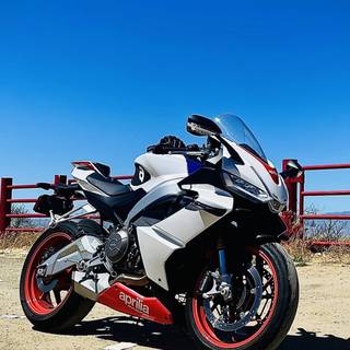 Aprilia RS 660 wallpaper