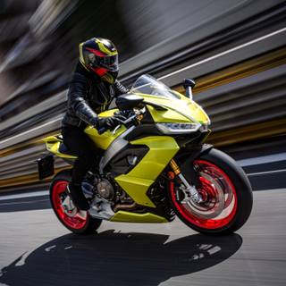 Aprilia RS 660 wallpaper