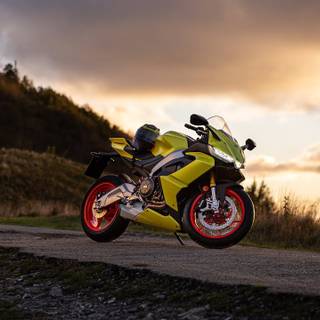 Aprilia RS 660 wallpaper
