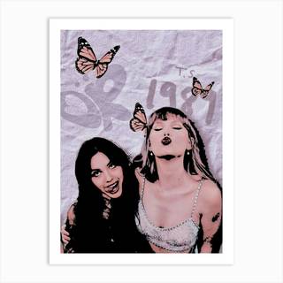 Olivia and Taylor wallpaper