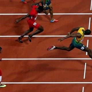 Track and field iPhone wallpaper