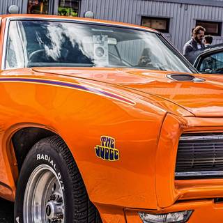 Pontiac iPhone wallpaper