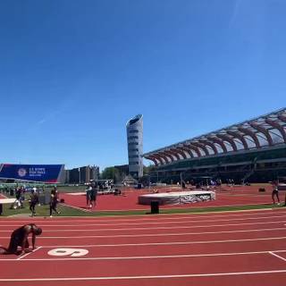 Track and field iPhone wallpaper