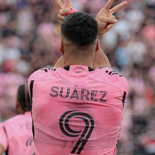 Luis Suarez iPhone wallpaper