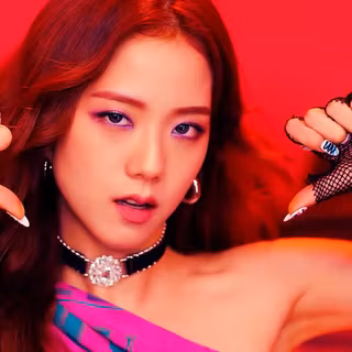 Blackpink Jisoo desktop wallpaper