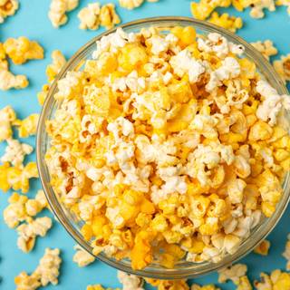 Popping popcorn wallpaper