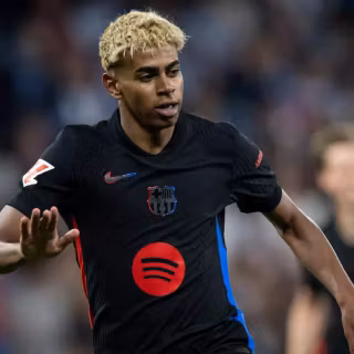 Lamine Yamal PS5 wallpaper