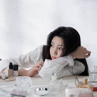 Illit desktop wallpaper