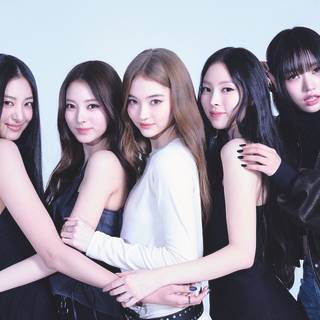 Meovv desktop wallpaper