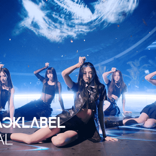 Meovv desktop wallpaper