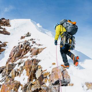 Mountain climbers wallpaper
