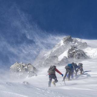 Mountain climbers wallpaper