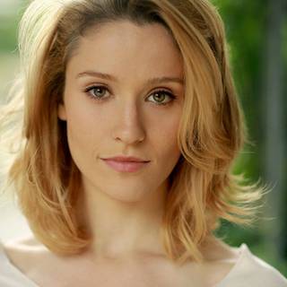 Norma Kuhling wallpaper