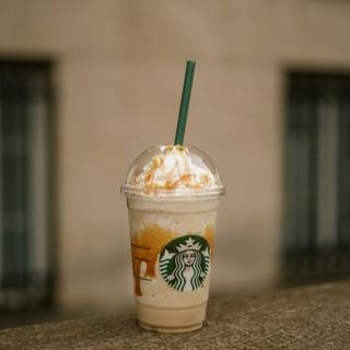 Caramel Ribbon Crunch wallpaper