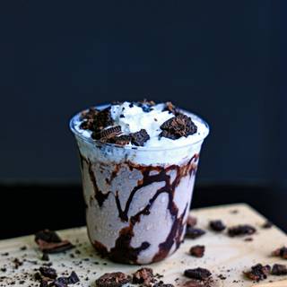 Oreo Milkshake wallpaper