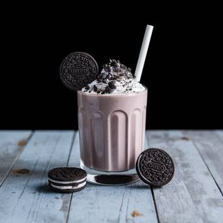Oreo Milkshake wallpaper
