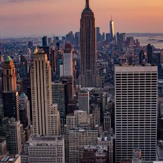 iPhone 4k city wallpaper