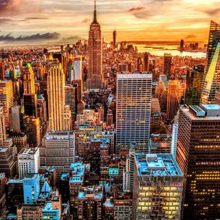 iPhone 4k city wallpaper