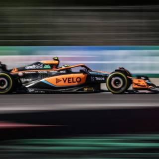 McLaren F1 desktop wallpaper