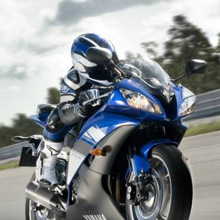 Yamaha R6 mobile wallpaper