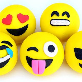 Perfect Emoji wallpaper