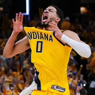 Tyrese Haliburton desktop wallpaper