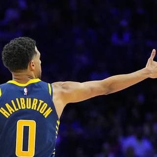 Tyrese Haliburton desktop wallpaper