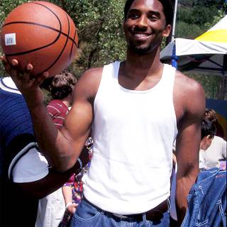 Young Kobe Bryant wallpaper