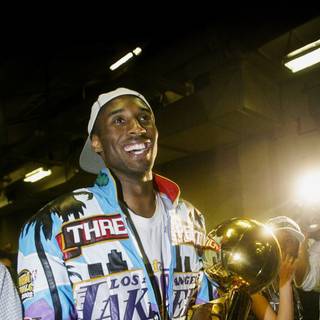 Young Kobe Bryant wallpaper