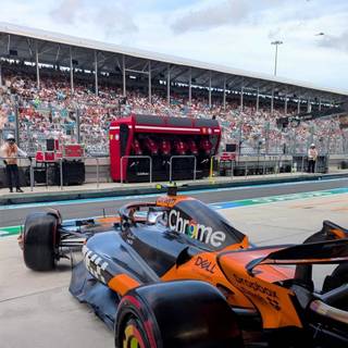 McLaren F1 2025 wallpaper