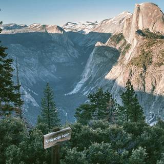 National Geographic iPhone wallpaper