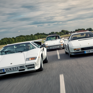 Super car desktop wallpaper