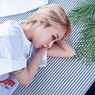 Moonbyul desktop wallpaper