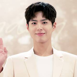 Park Bo-gum desktop wallpaper